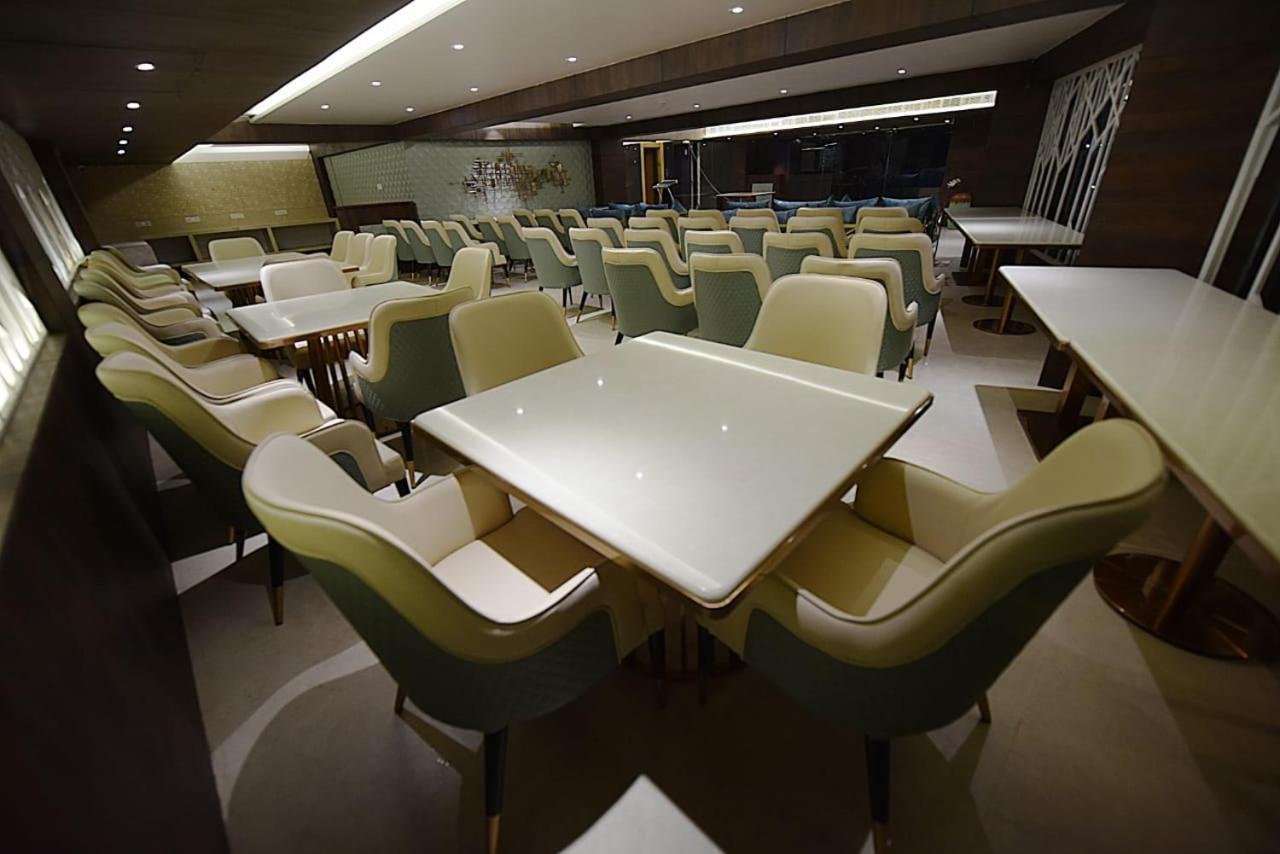 Jw Cruise 호텔 아지메르 외부 사진